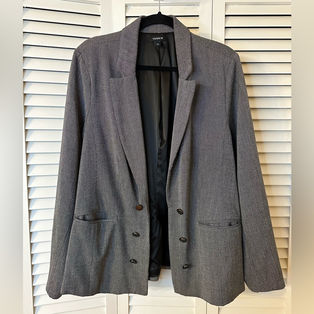 Torrid Grey Blazer size 2X